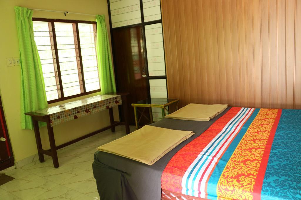 Jungleparadiso Homestay テッカディ エクステリア 写真