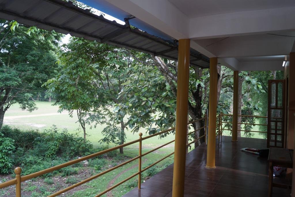 Jungleparadiso Homestay テッカディ エクステリア 写真